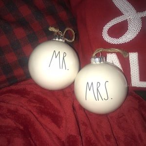 Rae Dunn Mr & Mrs Ornaments